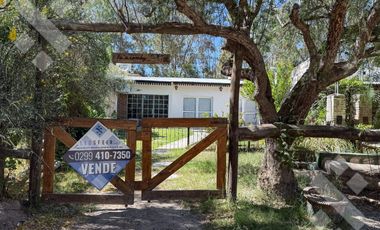 En Venta, Casa de 2 Dormitorios con piscina,  Lago Pellegrini