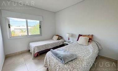 Venta OPORTUNIDAD Casa en Altos de Campo Grande /  Pilar