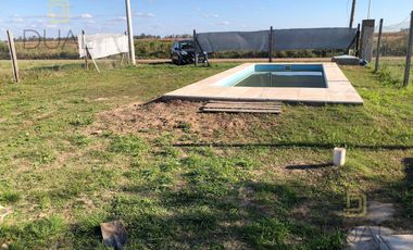 VENTA TERRENO EN ANDINO, CON PILETA, BAÑO Y PARRILLA