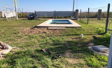 VENTA TERRENO EN ANDINO, CON PILETA, BAÑO Y PARRILLA