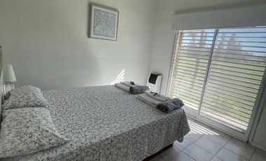 Casa en venta - 3 Dormitorios 2 Baños - 11.250Mts2 - San Miguel del Monte