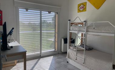 Casa en venta - 3 Dormitorios 2 Baños - 11.250Mts2 - San Miguel del Monte