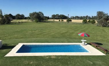 Casa en venta - 3 Dormitorios 2 Baños - 11.250Mts2 - San Miguel del Monte
