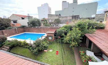 Casa 4 ambientes VENTA Lanus