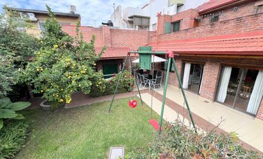 Casa 4 ambientes VENTA Lanus