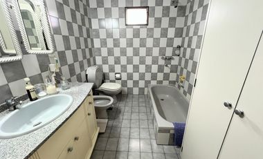 Casa 4 ambientes VENTA Lanus