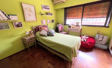 Casa 4 ambientes VENTA Lanus
