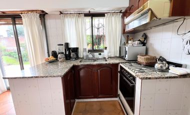 Casa 4 ambientes VENTA Lanus