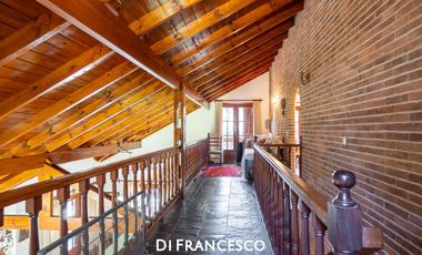 Casa de  5 ambientes en Venta en Pinamar - Fragata La Victoria 3852 - Retasada