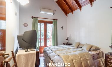 Casa de  5 ambientes en Venta en Pinamar - Fragata La Victoria 3852 - Retasada