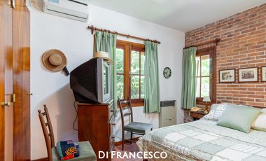 Casa de  5 ambientes en Venta en Pinamar - Fragata La Victoria 3852 - Retasada
