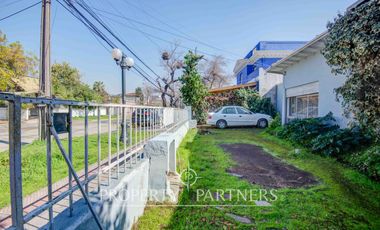 Casa para remodelar cercana a colegio Mariano de Schoenstatt, Providencia