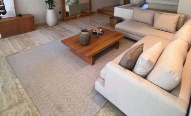 CASA DE LUJO EN VENTA VIA CUMBRES