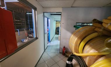 Local Comercial en Venta en Local y Galpón - 21 de Mayo Central