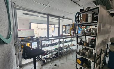 Local Comercial en Venta en Local y Galpón - 21 de Mayo Central