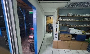 Local Comercial en Venta en Local y Galpón - 21 de Mayo Central