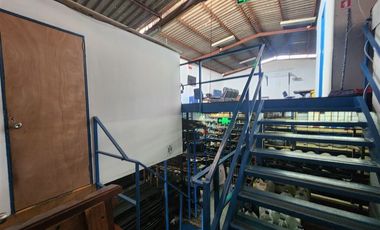 Local Comercial en Venta en Local y Galpón - 21 de Mayo Central