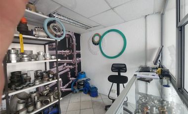 Local Comercial en Venta en Local y Galpón - 21 de Mayo Central