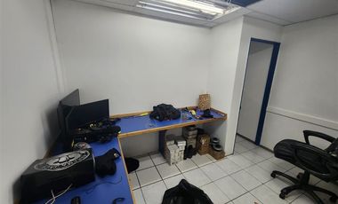 Local Comercial en Venta en Local y Galpón - 21 de Mayo Central