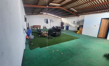 Local Comercial en Venta en Local y Galpón - 21 de Mayo Central