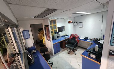 Local Comercial en Venta en Local y Galpón - 21 de Mayo Central