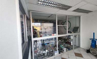 Local Comercial en Venta en Local y Galpón - 21 de Mayo Central