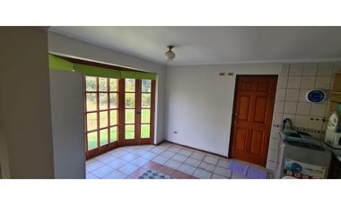 VENDO PARCELA CON CASA Y PISCINA A 5 MINUTOS DE LOS ÁNGELES