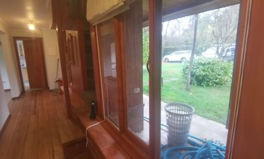VENDO PARCELA CON CASA Y PISCINA A 5 MINUTOS DE LOS ÁNGELES