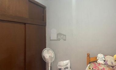 Casa en venta en Col. Bernardo Cobos, Irapuato, Gto.