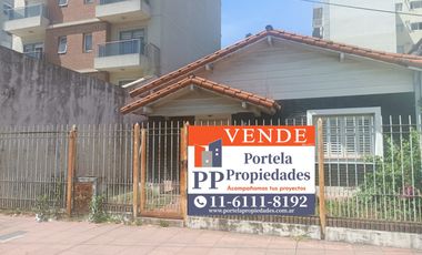 CASA EN CENTRO DE MORON SUR