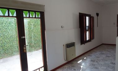Casa en venta • Dos Dormitorios • Chacabuco 300 • Rufino • Santa Fe