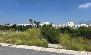TERRENO COMERCIAL EN RENTA  DOMINIO CUMBRES