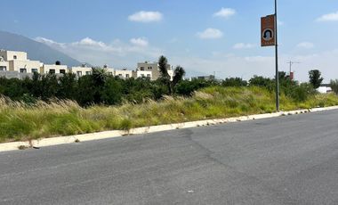TERRENO COMERCIAL EN RENTA  DOMINIO CUMBRES