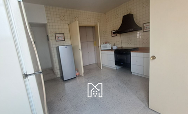 Venta de casa Coyoacán casi esq. con LaComer M. A. de Quevedo caben 13 coches