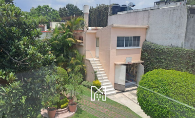 Venta de casa Coyoacán casi esq. con LaComer M. A. de Quevedo caben 13 coches