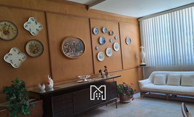 Venta de casa Coyoacán casi esq. con LaComer M. A. de Quevedo caben 13 coches