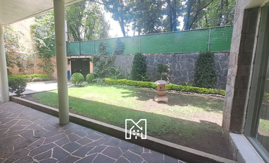 Venta de casa Coyoacán casi esq. con LaComer M. A. de Quevedo caben 13 coches