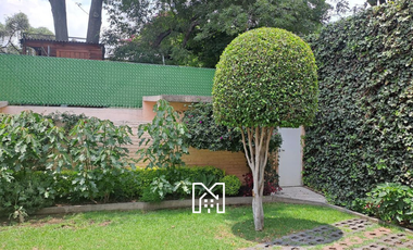 Venta de casa Coyoacán casi esq. con LaComer M. A. de Quevedo caben 13 coches