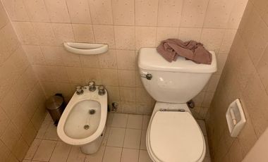 Villa Adelina, Casa A  Refaccionar Con Lindo Jardín En Muy Buena Ubicación