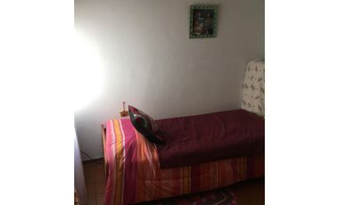 Departamento tipo casa de 3 Ambientes con dos patios descubiertos