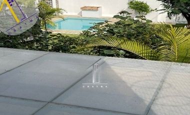 VENTA Casa  en Fraccionamiento BRISAS CUERNAVACA con ALBERCA