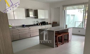 VENTA Casa  en Fraccionamiento BRISAS CUERNAVACA con ALBERCA