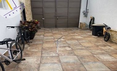 VENTA Casa  en Fraccionamiento BRISAS CUERNAVACA con ALBERCA