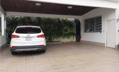 VENTA DE CASA EN SAN FRANCISCO. GRAN PROPIEDAD DE DOS CASA