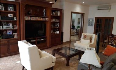 VENTA DE CASA EN SAN FRANCISCO. GRAN PROPIEDAD DE DOS CASA