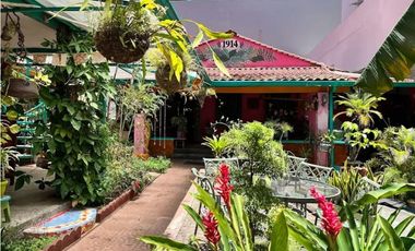 SE VENDE O ALQUILA POSADA EN BELLA VISTA 12 REC