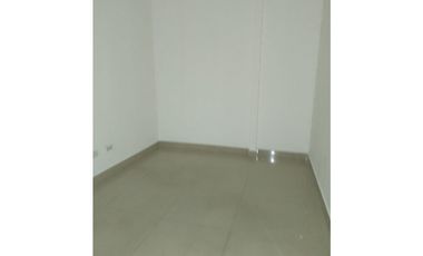 ALQUILO OFICINA EN EL CARMEN