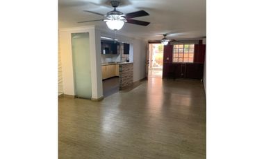 VENDO CASA EN BETHANIA  AMPLIA Y ACOGEDORA