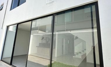 Casa en PREVENTA en Parques Vallarta