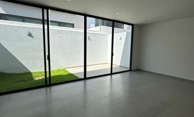 Casa en PREVENTA en Parques Vallarta